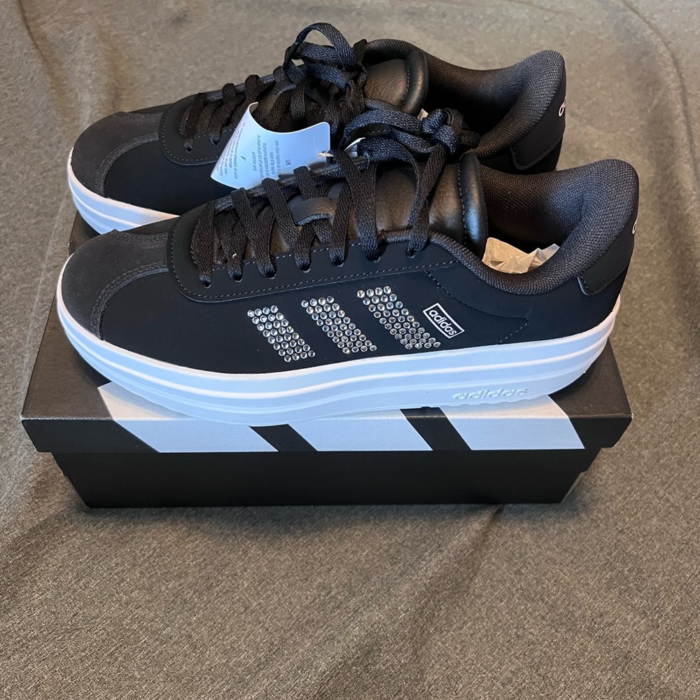 Adidas VL Court Bold J Youth Size 5 / Women Size 6.5 Black Skateboard